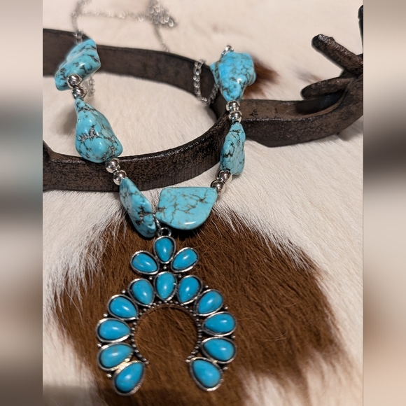 🎁 Turquoise Necklace & Earring Set - Picture 7 of 12